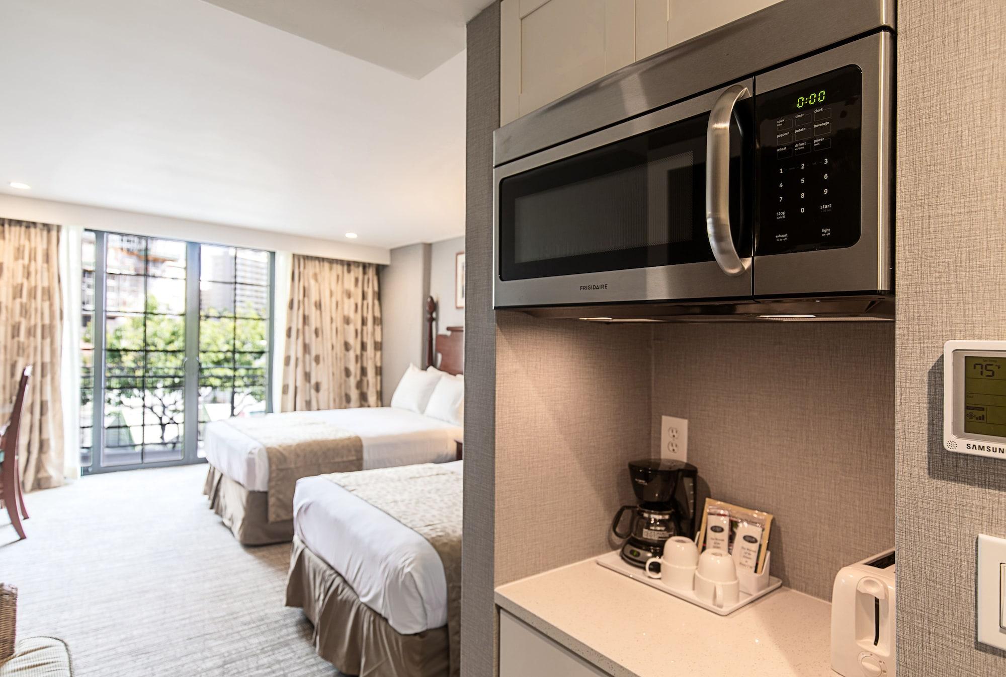Polynesian Residences Waikiki Beach Хонолулу Екстериор снимка