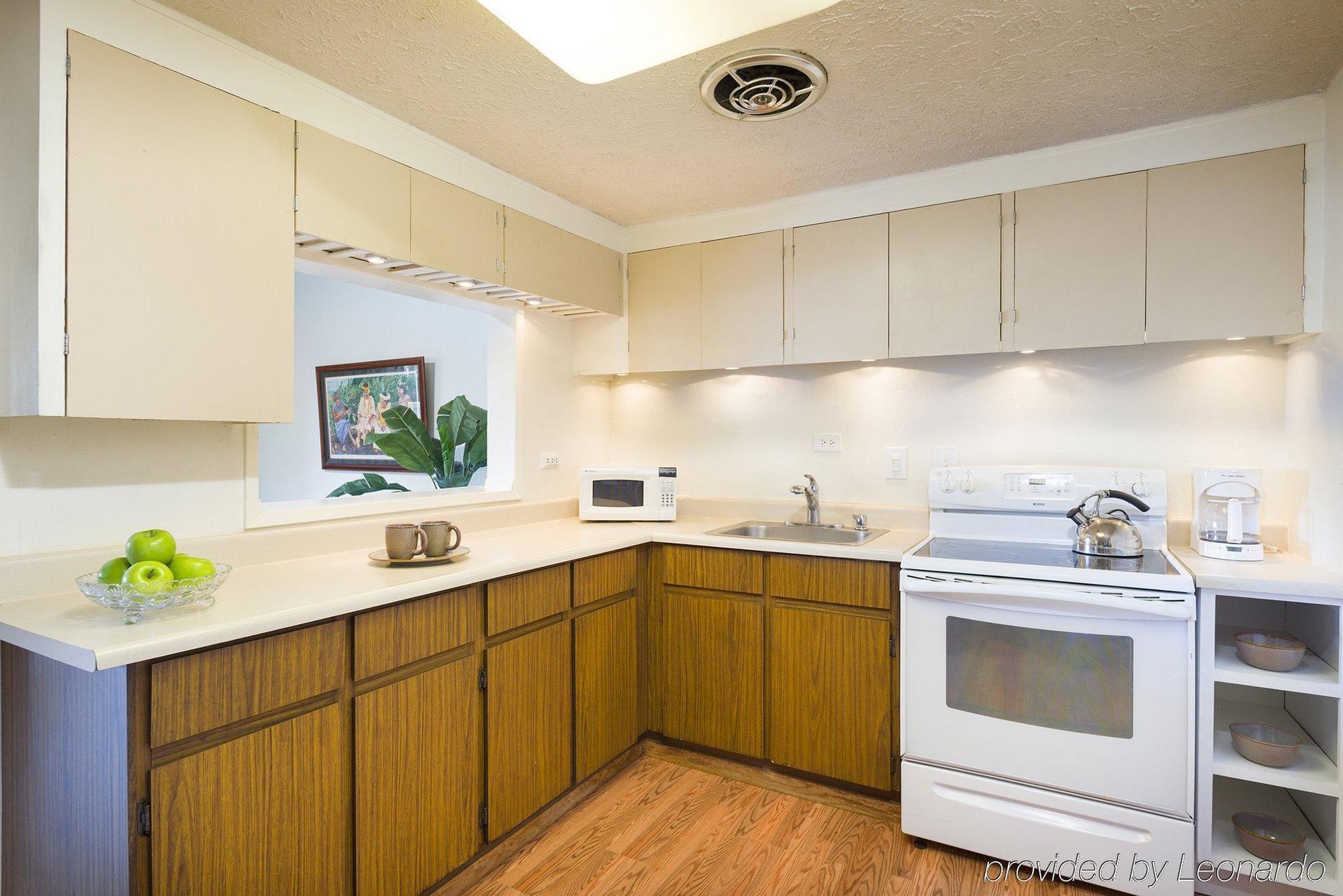 Polynesian Residences Waikiki Beach Хонолулу Екстериор снимка