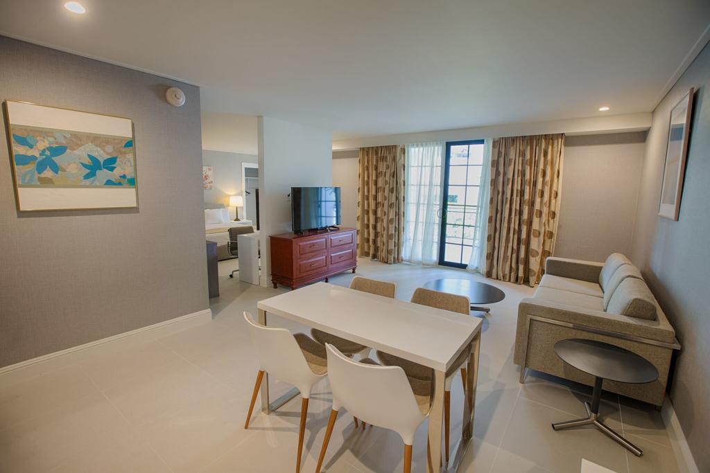 Polynesian Residences Waikiki Beach Хонолулу Екстериор снимка