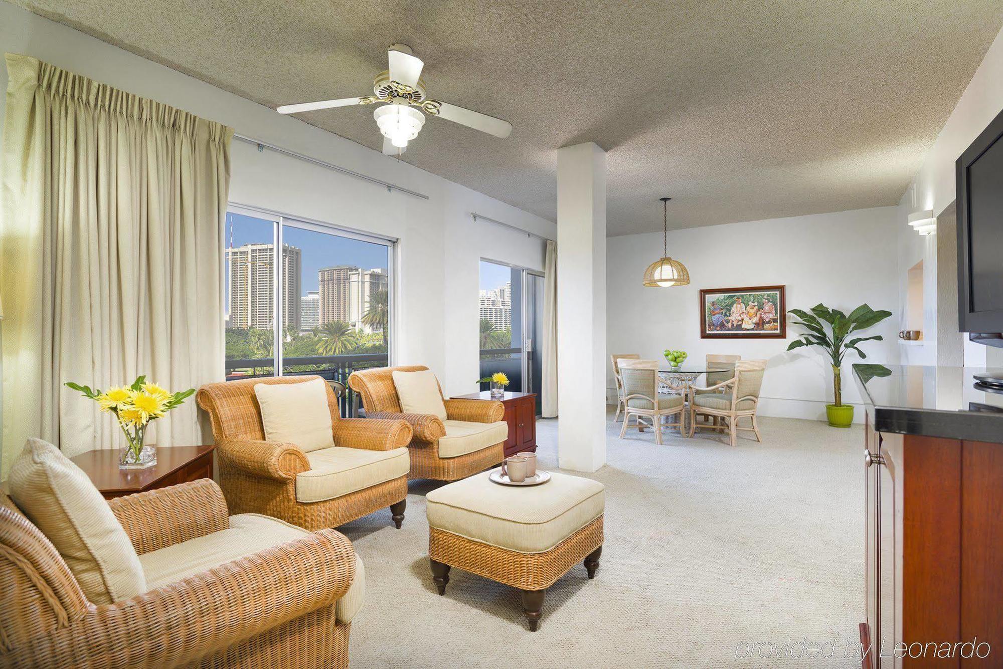 Polynesian Residences Waikiki Beach Хонолулу Екстериор снимка