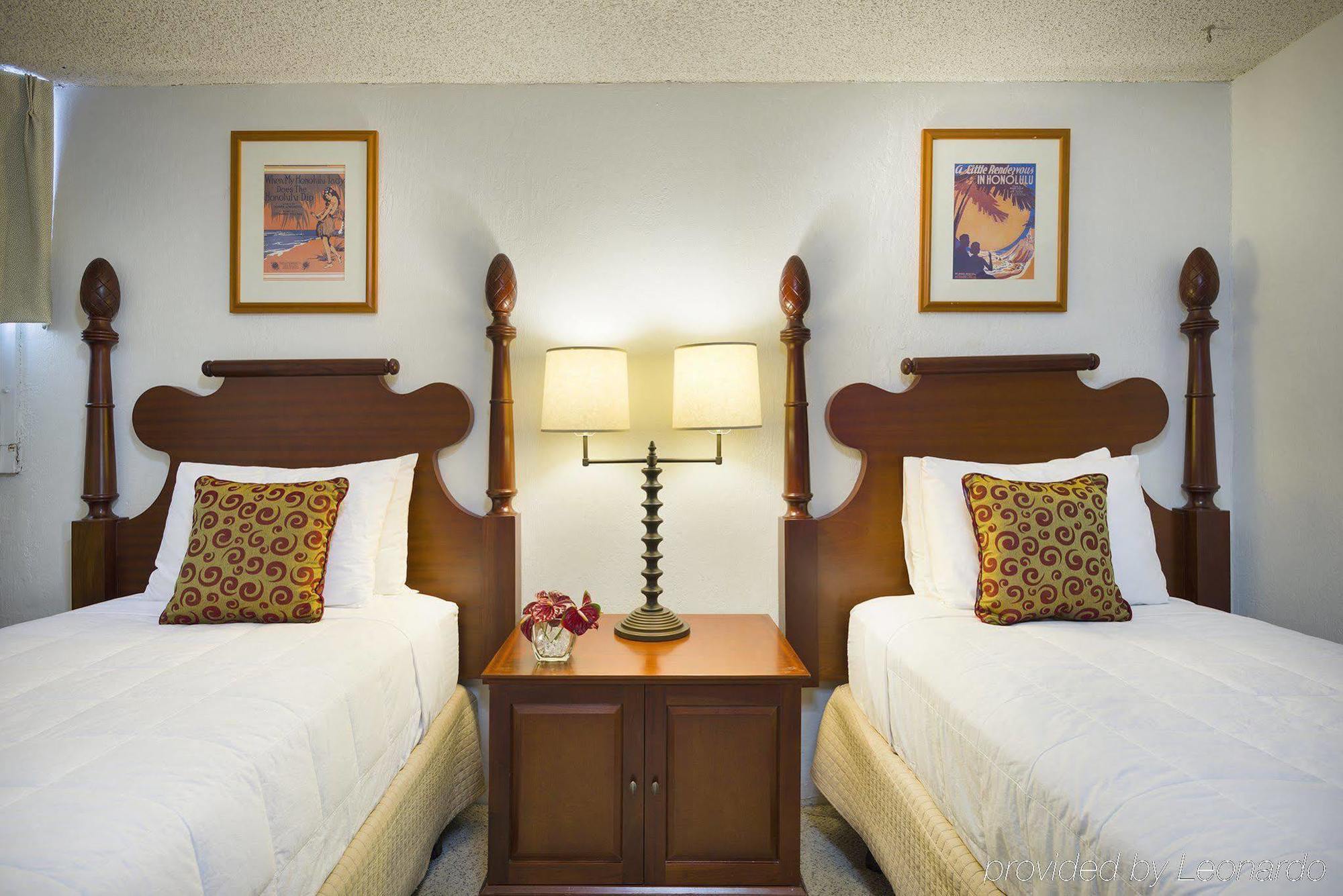 Polynesian Residences Waikiki Beach Хонолулу Екстериор снимка